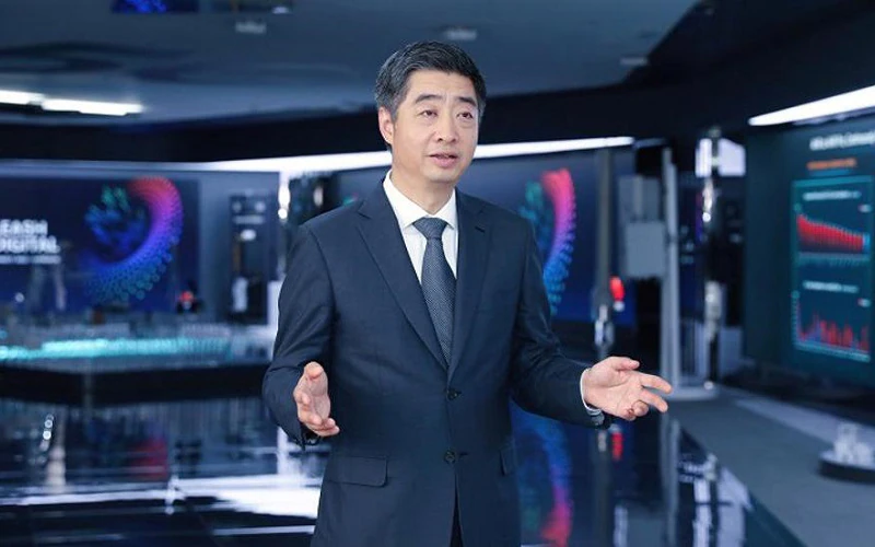 Ken Hu, Rotating Chairman at Huawei, speaking at Huawei Connect 2022 - PARIS