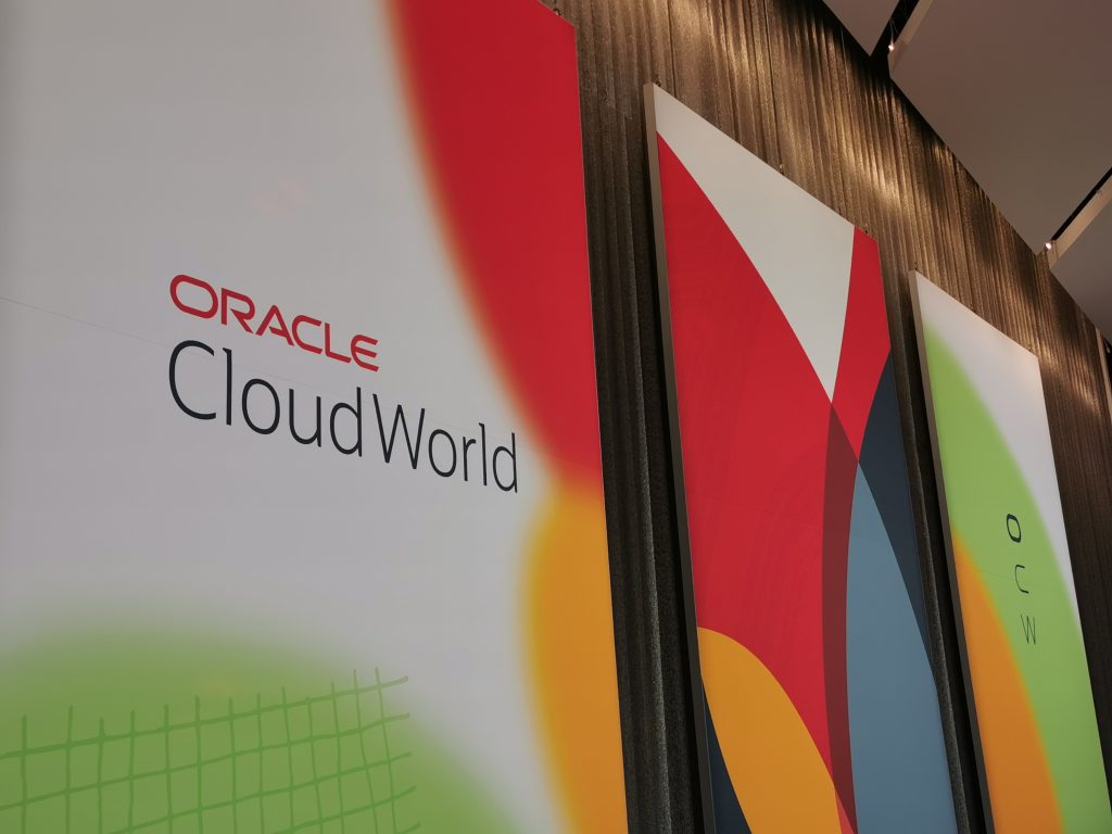 Oracle Cloud World 2023 Oracle Cloud World 2023