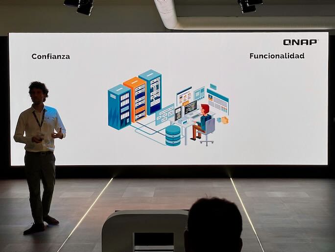 QNAP World Tour 2024: Innovación en Almacenamiento y Conectividad para Empresas